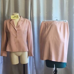 Dusty rose colored suit with jacket & skirt in size 10 petite by KASPER